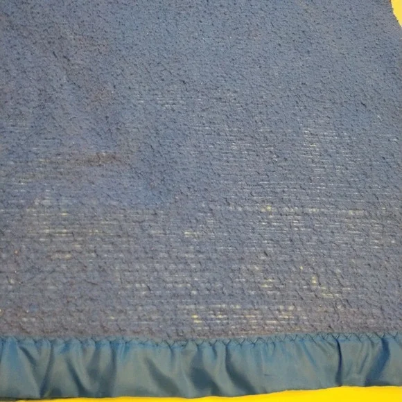 Vintage Blue Purple Acrylic Twin Blanket‎ Satin Trim 86x74 - Picture 3 of 10